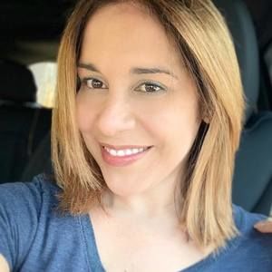 Meet your Posher, Isia